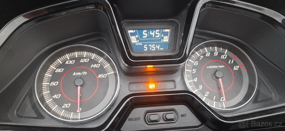 Honda Forza 125 ABS - 11