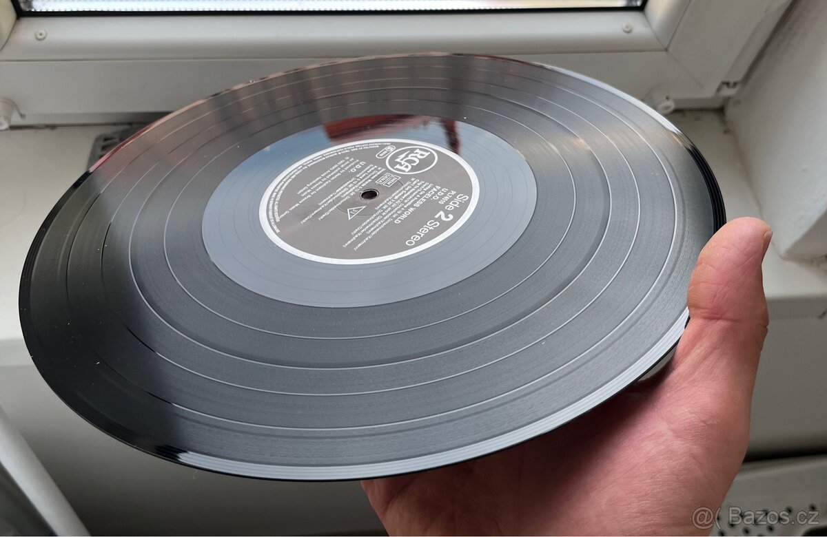 U.D.O. – Faceless World - 11