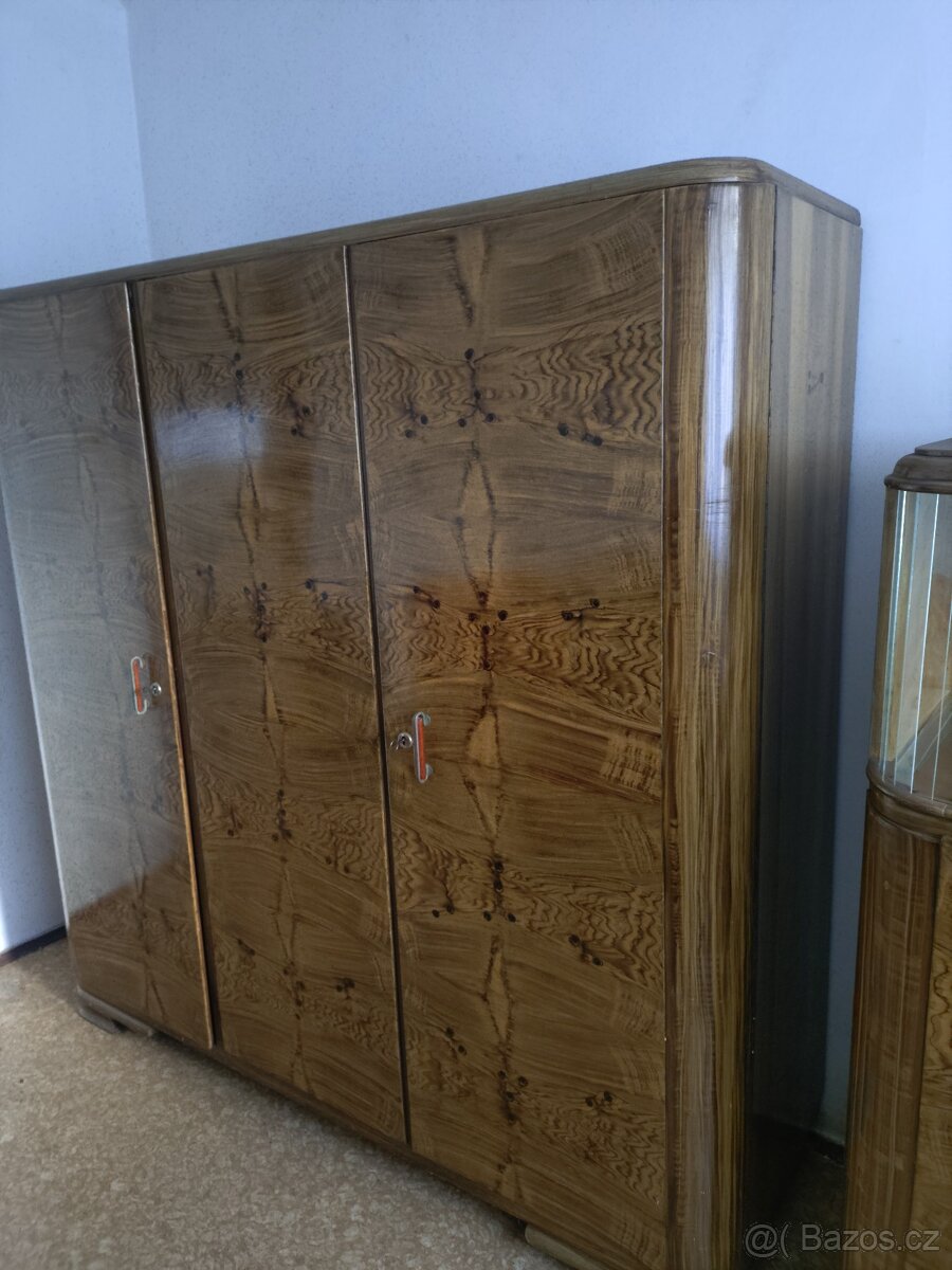 Starý nábytek - 11