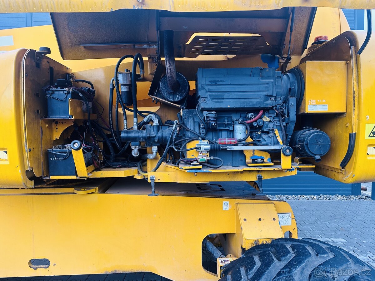 Terenní teleskopicka plošina Genie - S 105 34m - 11