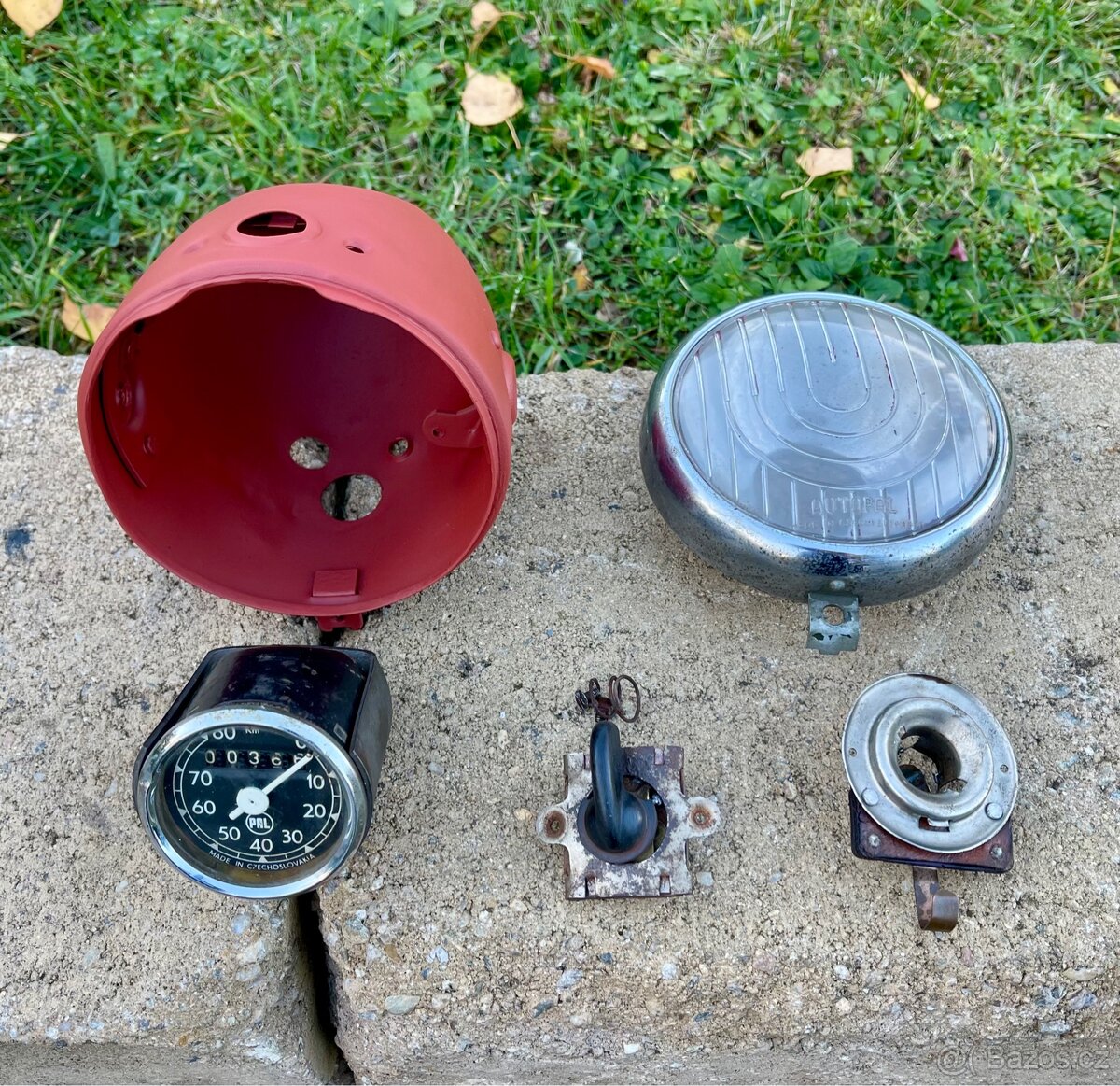 Manet M90 - přední světlo - 11