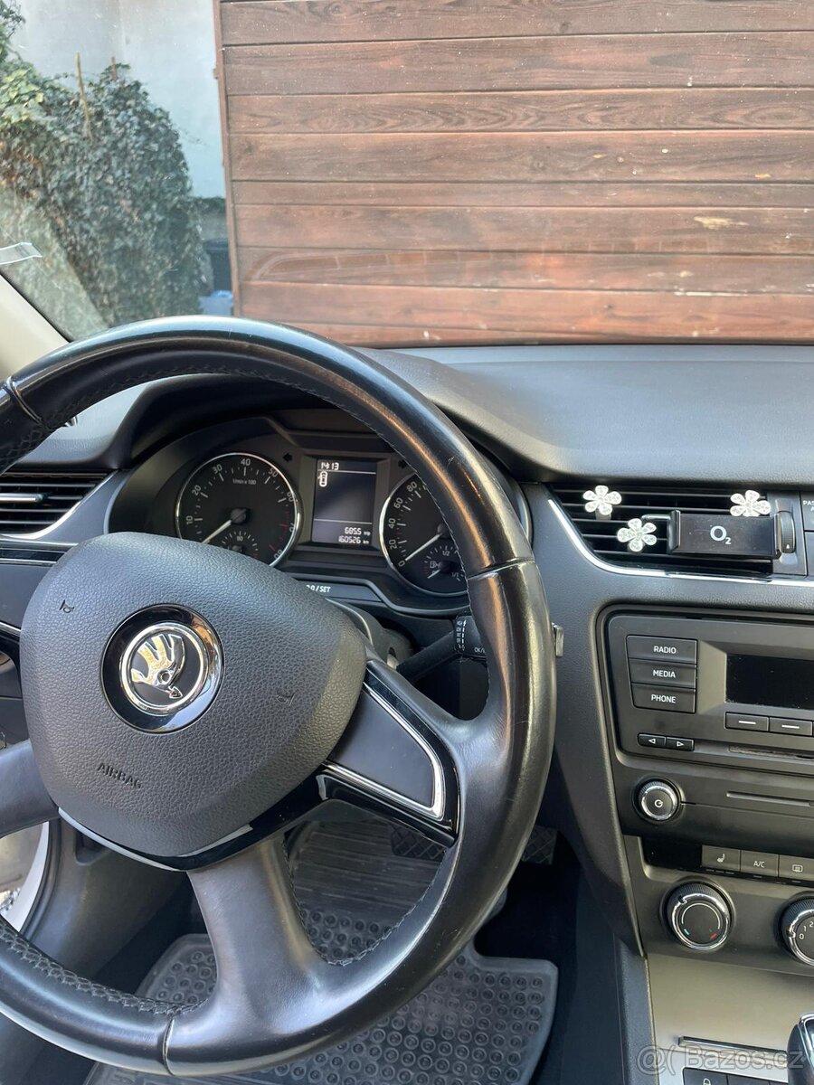 Škoda Octavia 1,2 77kW, automat - 11