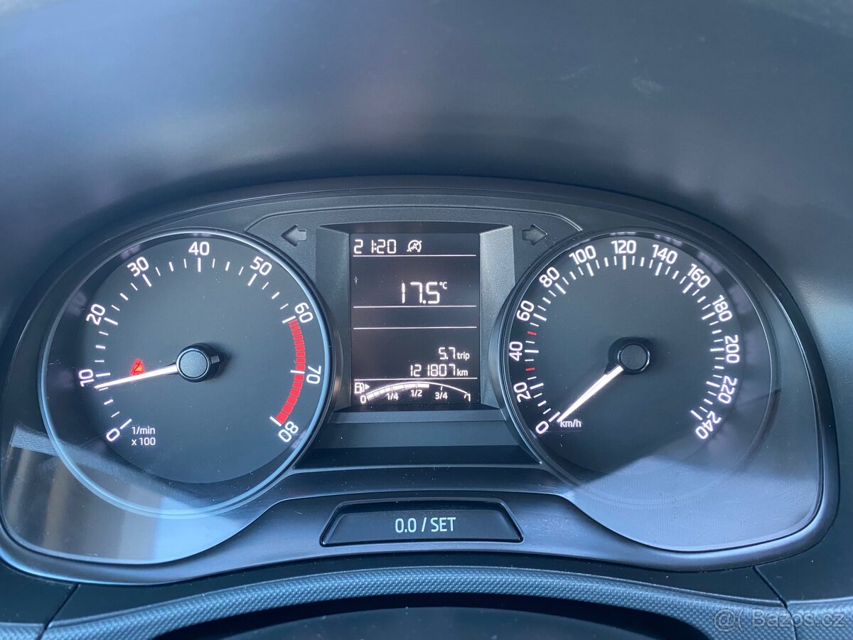 Škoda Fabia 1.0MPi - 11