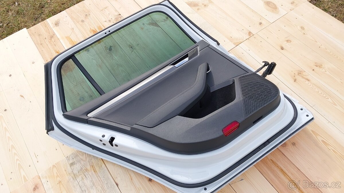 Škoda Superb III – Dveře LZ combi - 11