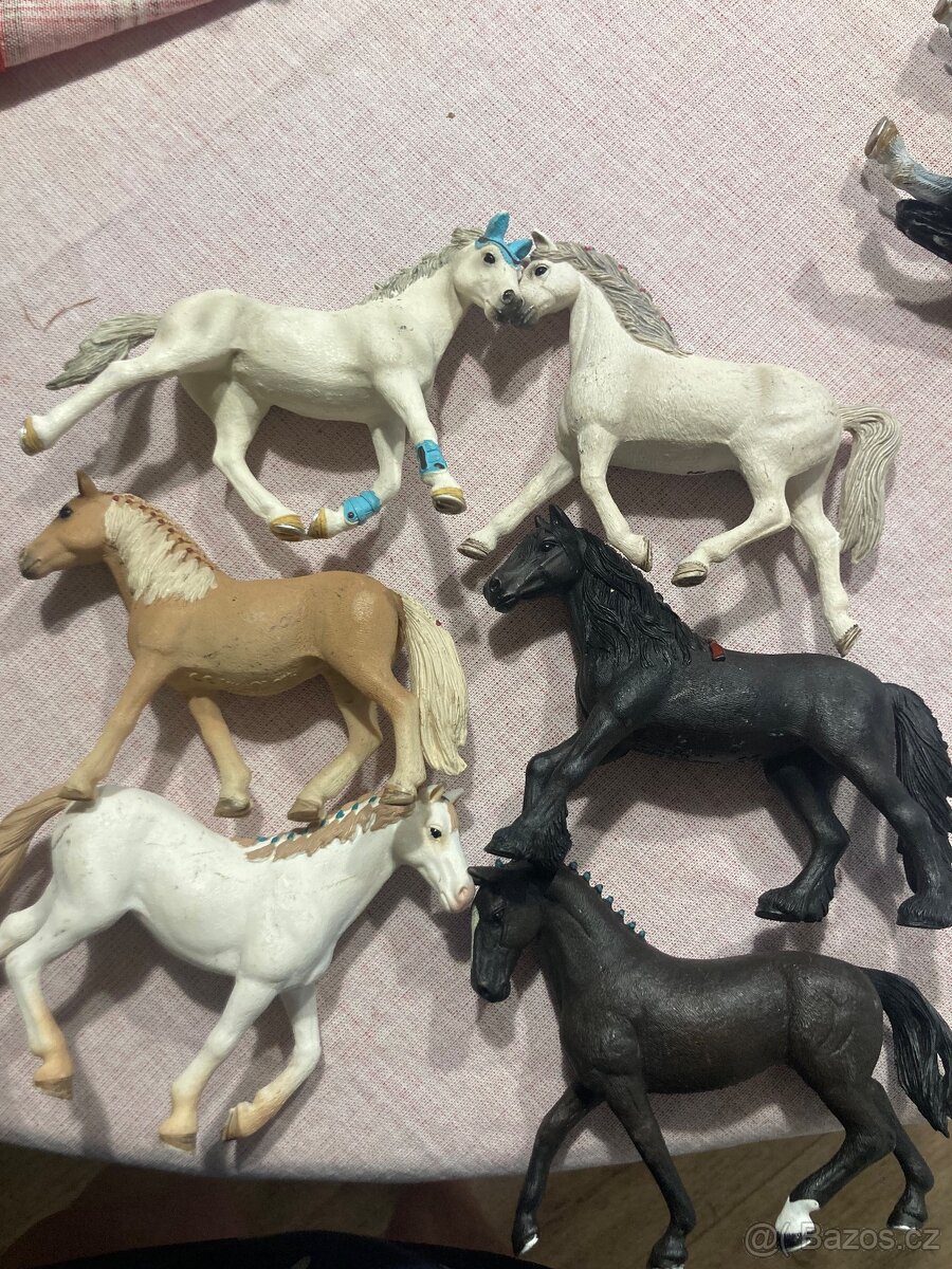 Schleich koně,vyber ze 160 koni - 11
