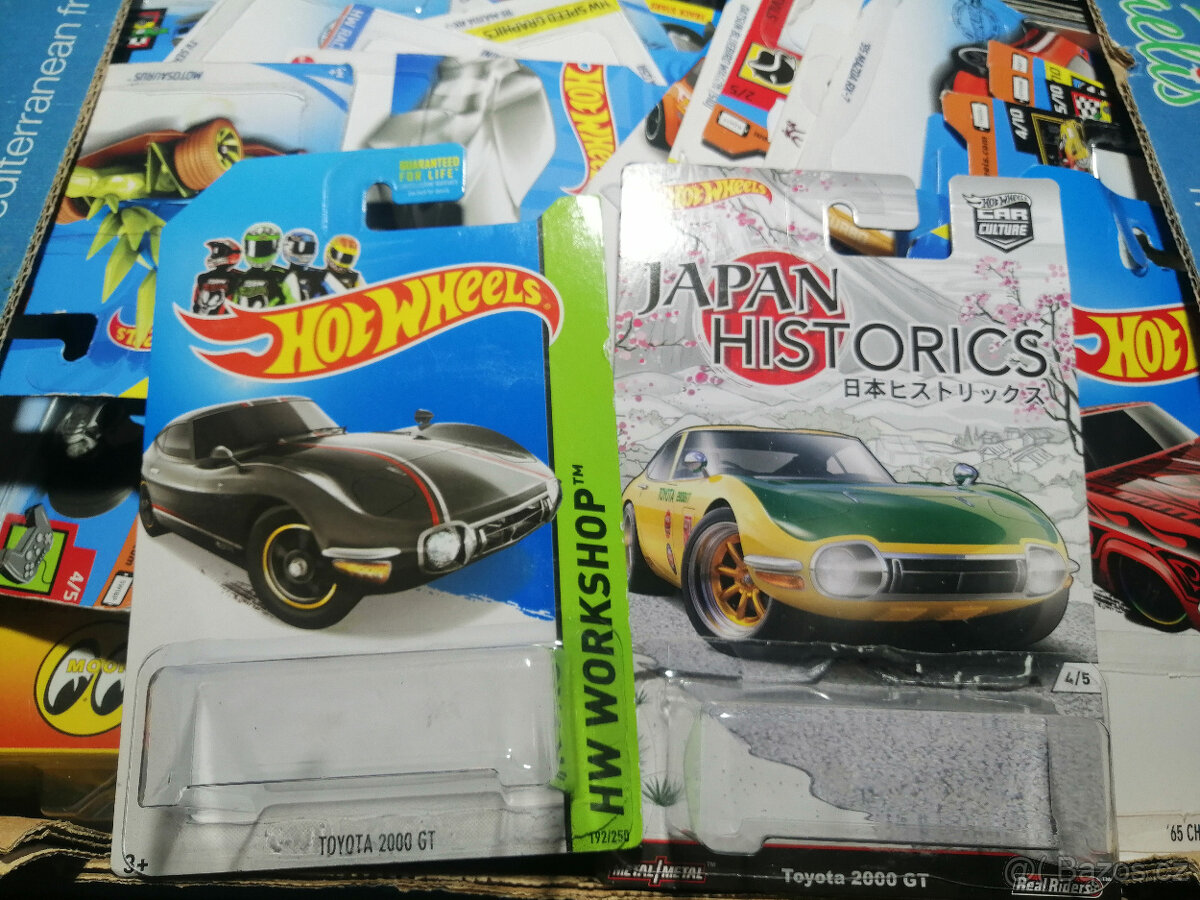 hot wheels - toyota 2000 GT - 11