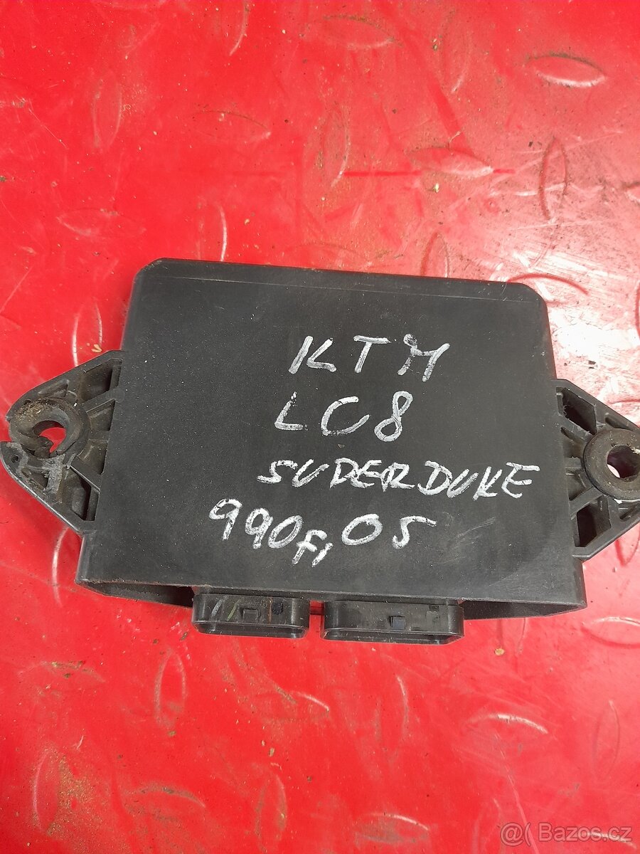 ktm 990 super duke lc8 - 11