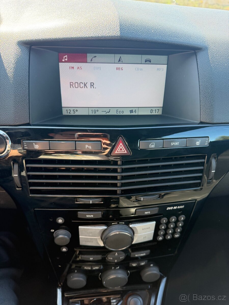 Opel Astra Twintop - 11