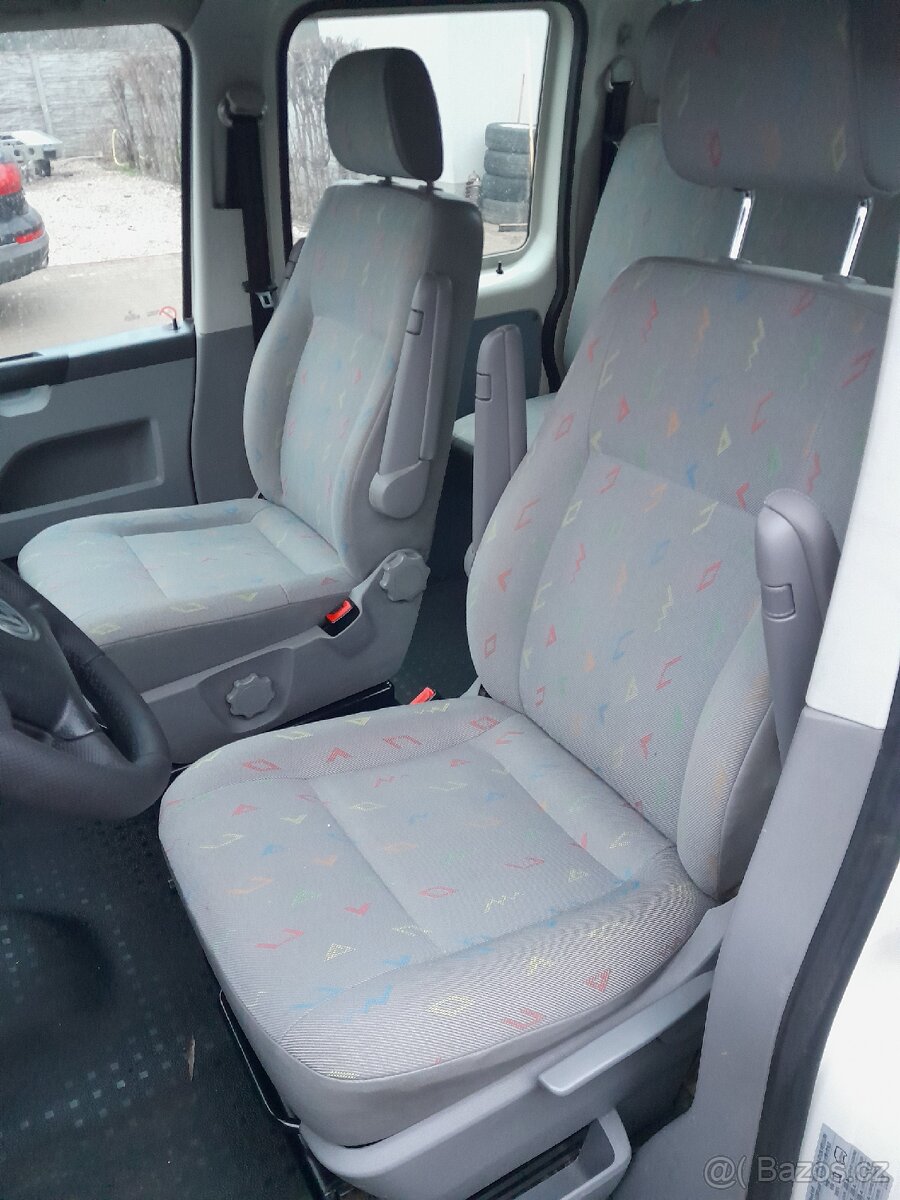 Volkswagen Transporter T5 4Motion Doka Valnik - 11