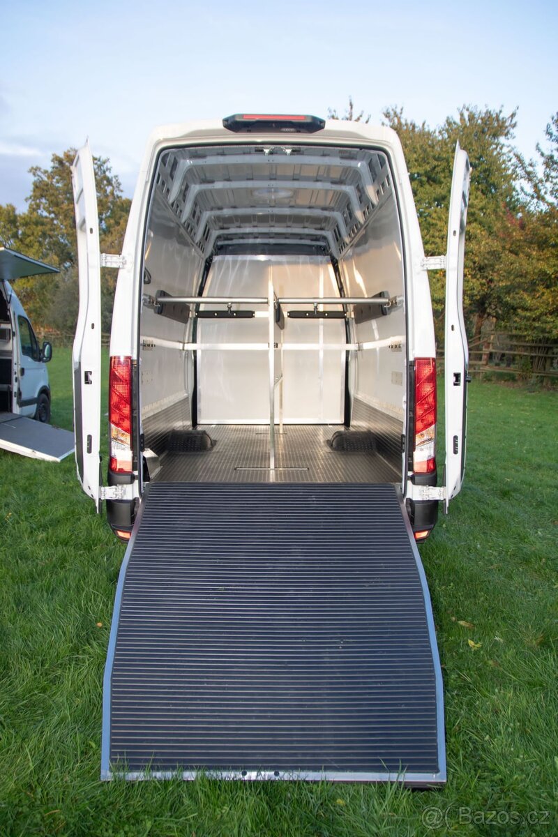 Opravy, servis přívěsů a autopřepravníků - 11