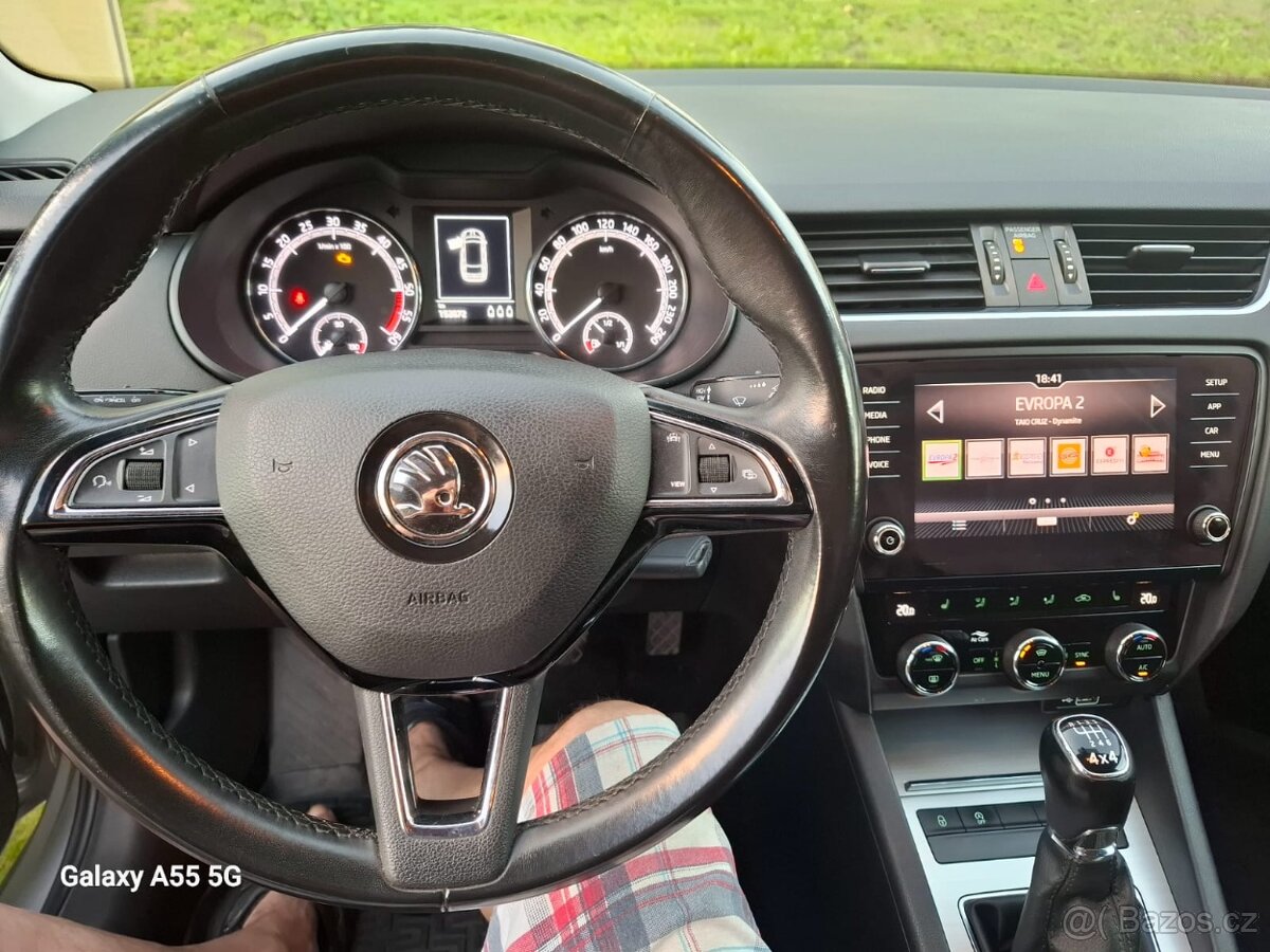 Škoda Octavia 3 combi 1,6tdi 4x4 - 11