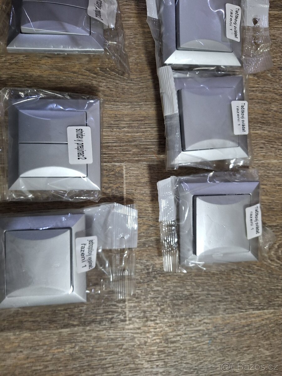 Vypínače a rámečky OPUS - 11