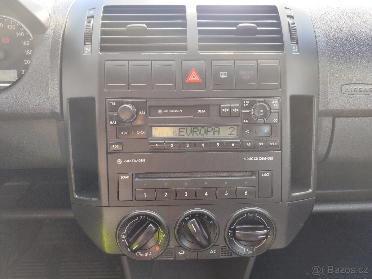 VW Polo 1,2i r.v. 2004 - 11
