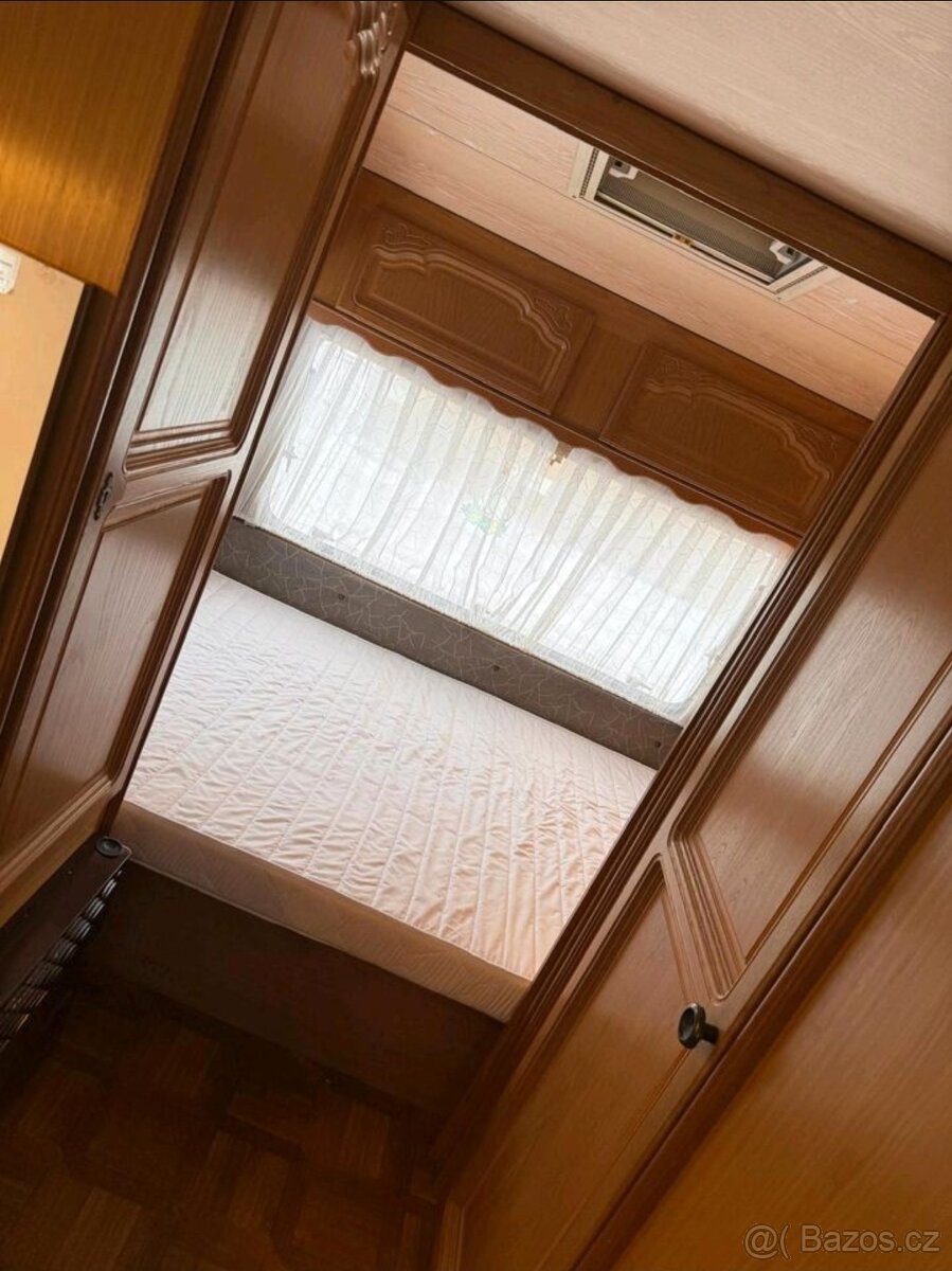 Karavan obytný přívěs d doklady - 11