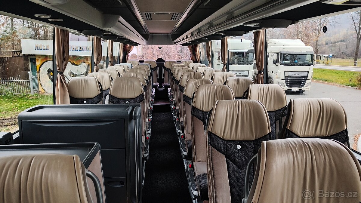 Mercedes Benz Travego M - 11