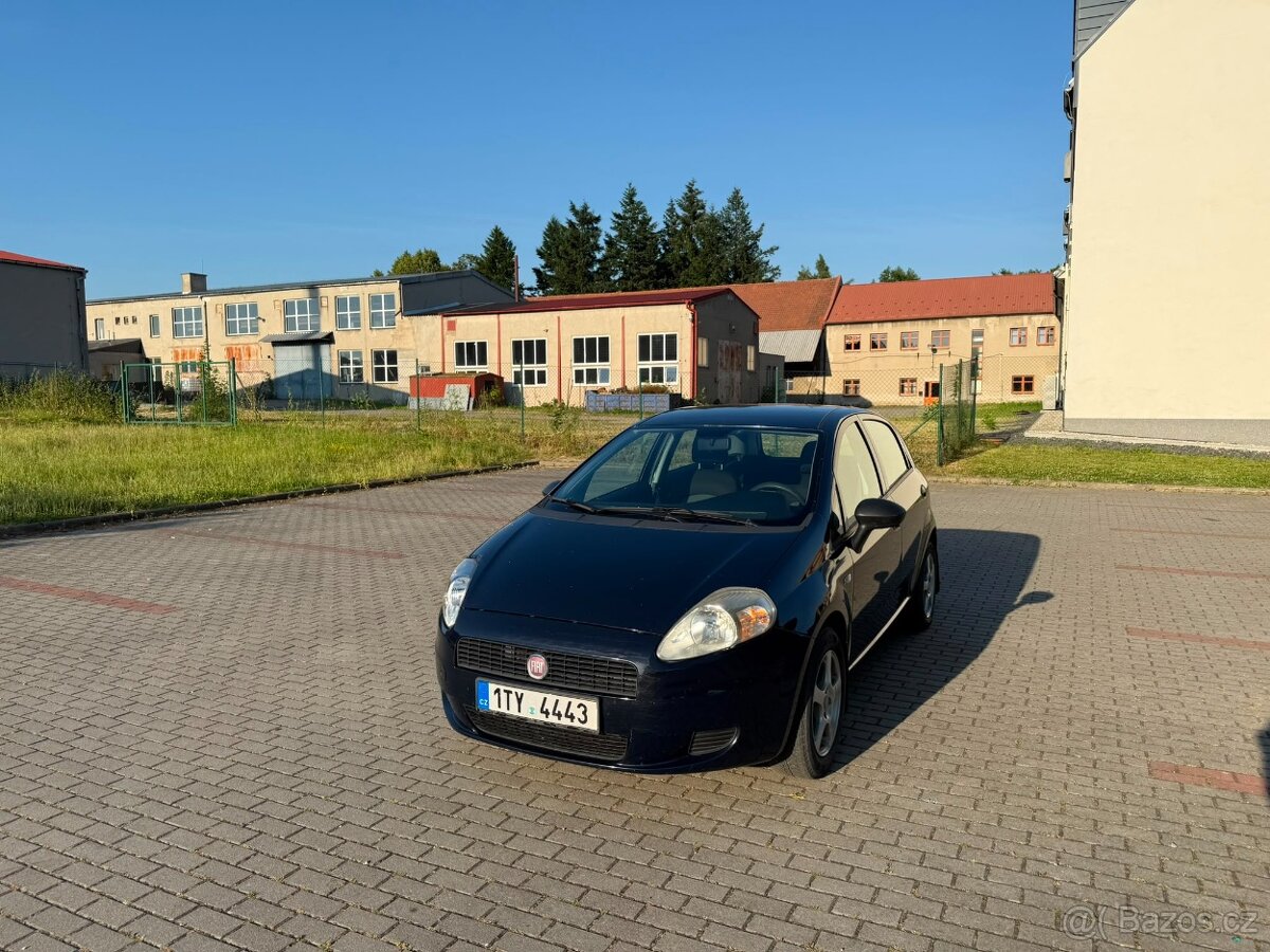 Fiat Grande Punto - 11