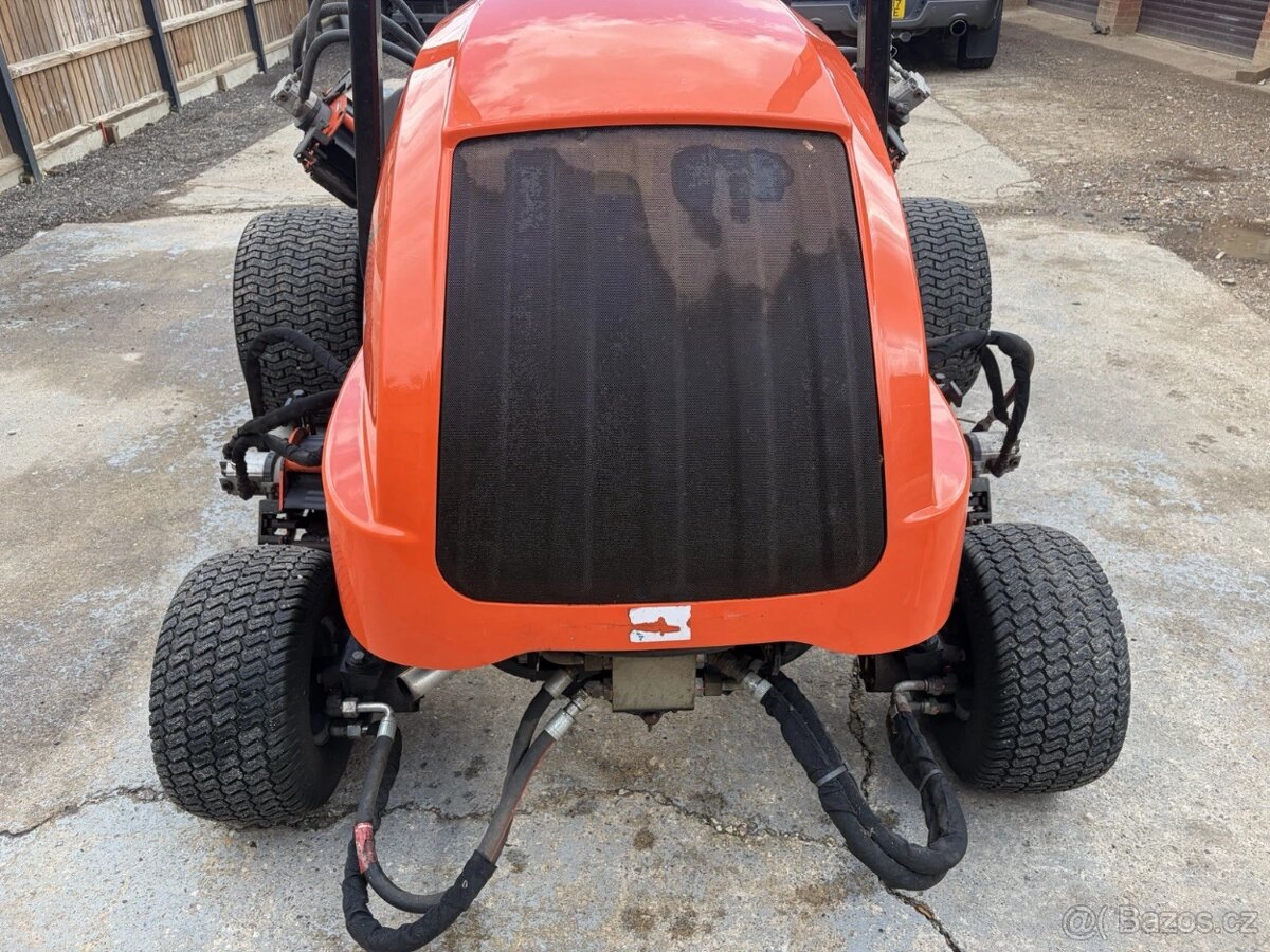 Jacobsen LF570 - 11