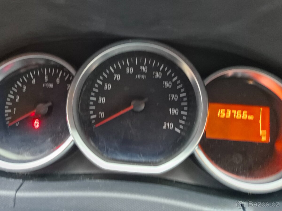 Dacia Duster 1,5dci 4x4, 2018, Čr, tempomat - 11