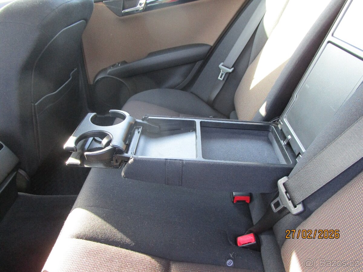 Mercedes Benz C 200 CDi - 11