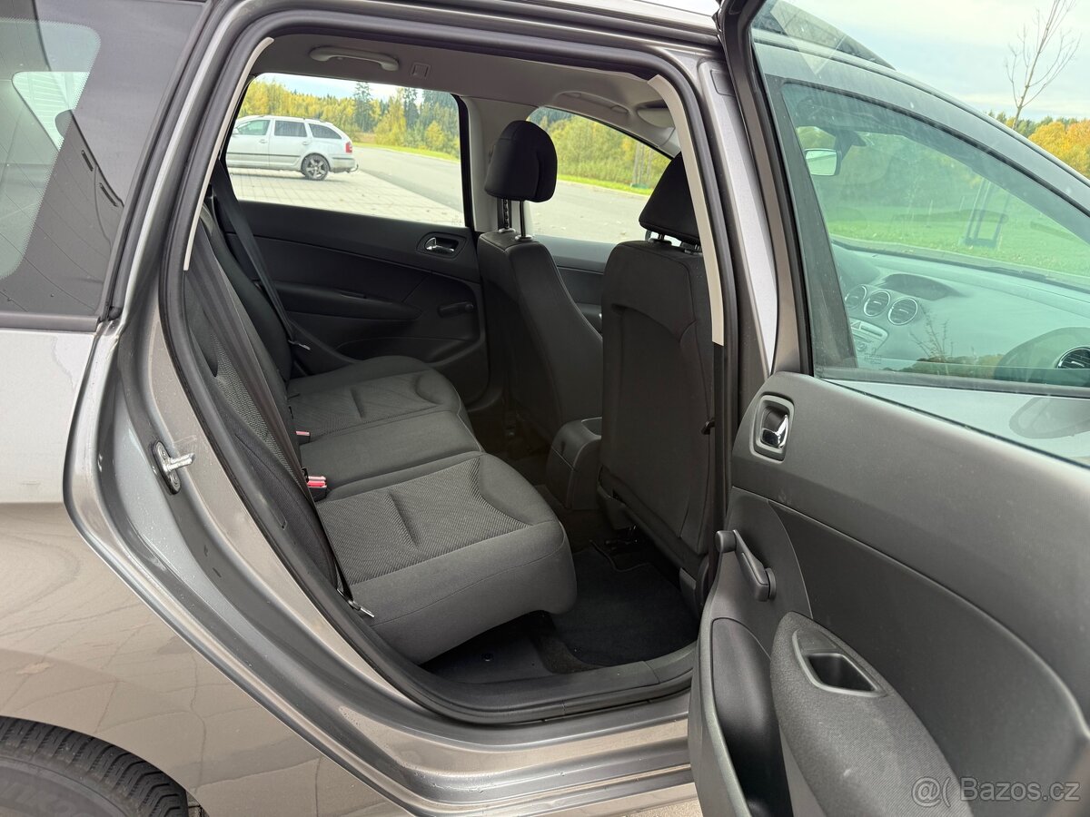 PEUGEOT 307 kombi, nová STK, nové zimní pneumatiky - 11