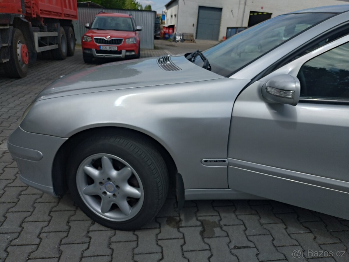 Mercedes Benz C 180 K, kupé - 11