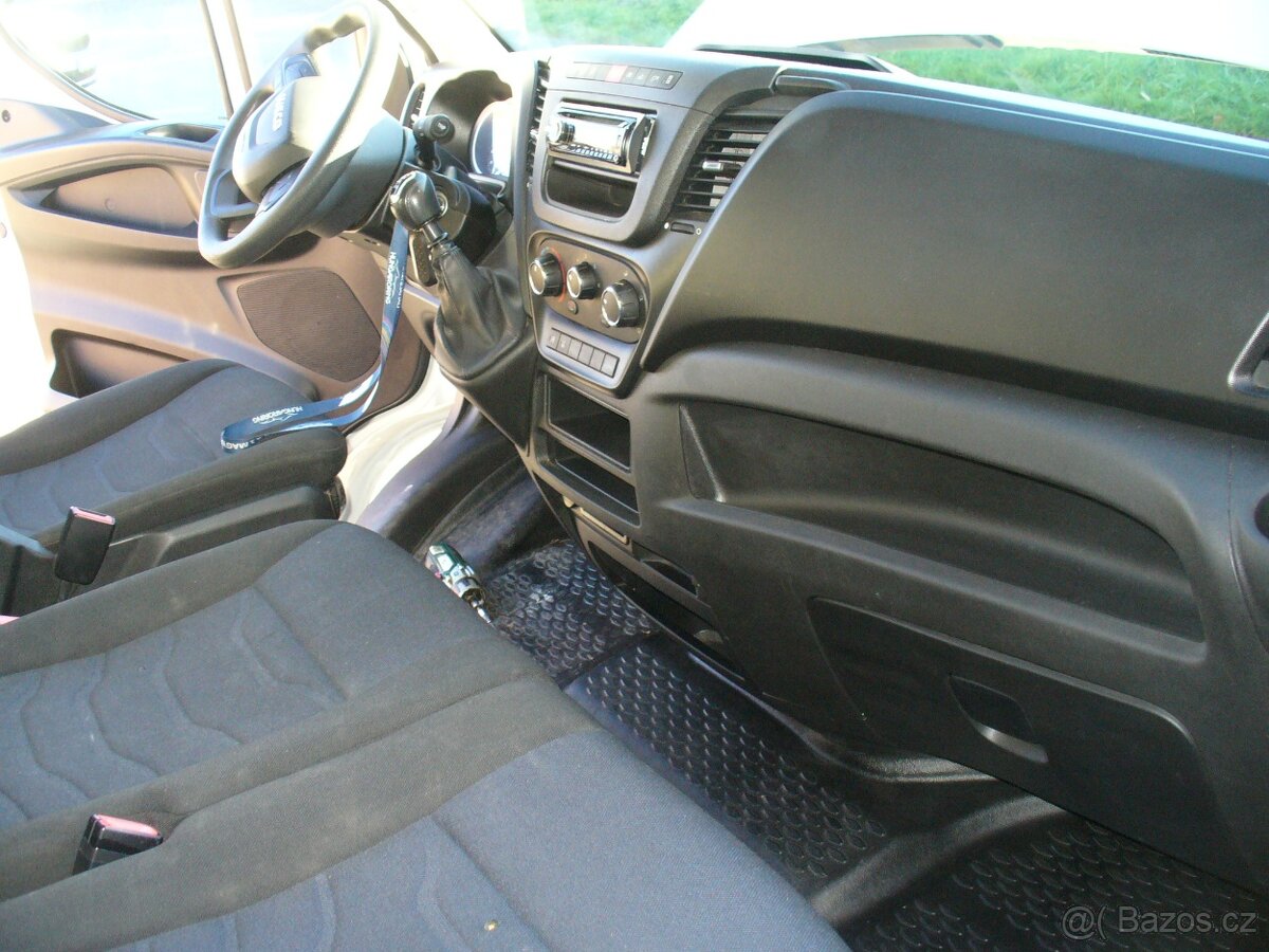 IVECO DAILY 2,3 35 140 S16 2020 nový model - 11