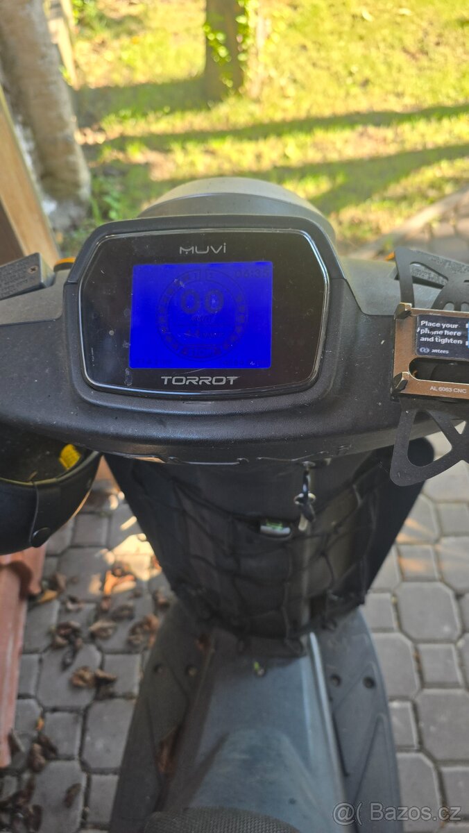 Elektricky skutr max. rychlost 70km/hod. - 11