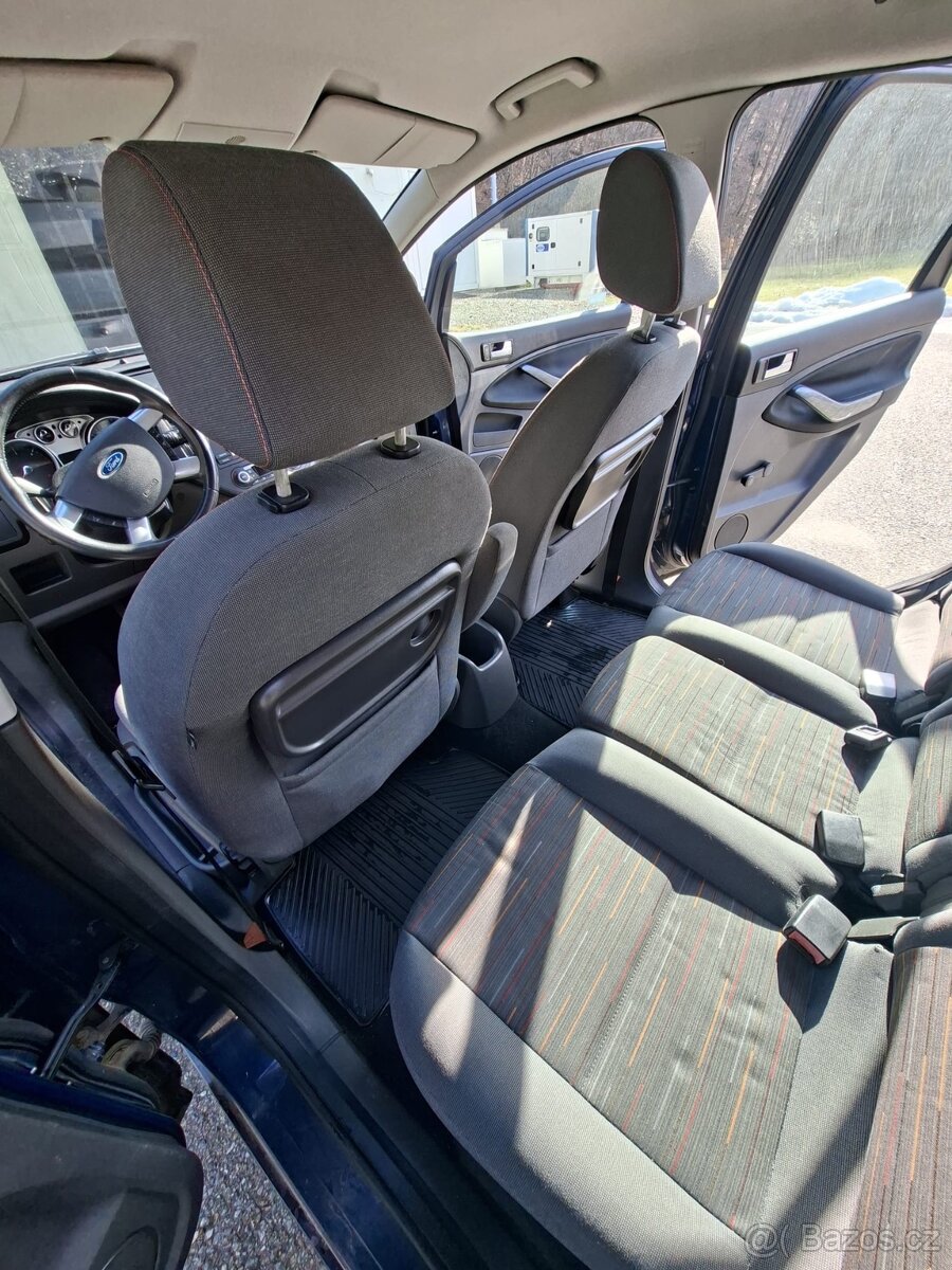 Prodam Ford Focus C max 1.6 nafta 66kW - 11