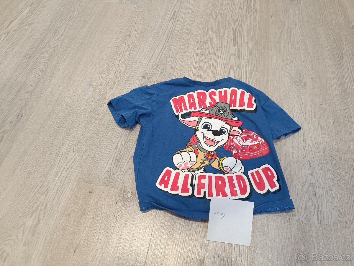 Oblečení a hračky - 11