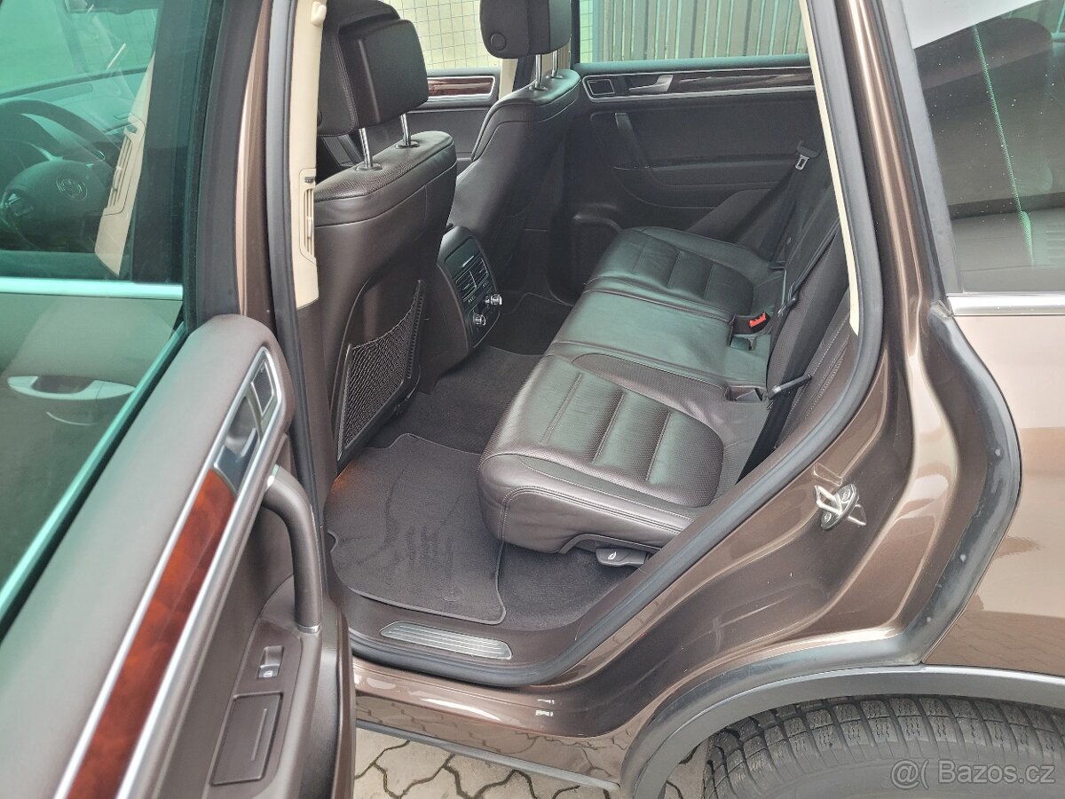 Volkswagen Touareg, 4.2TDI V8 Servisní knížka - 11