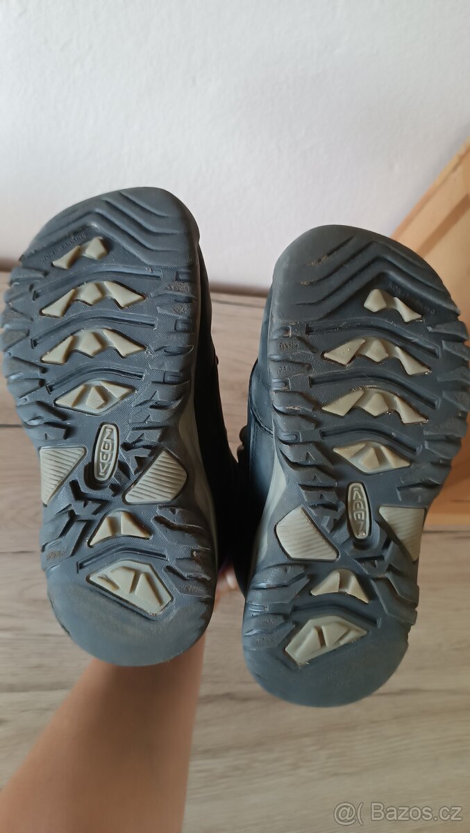 Dívčí boty balerínky a zimní vel. 25, 29, 30 - 11