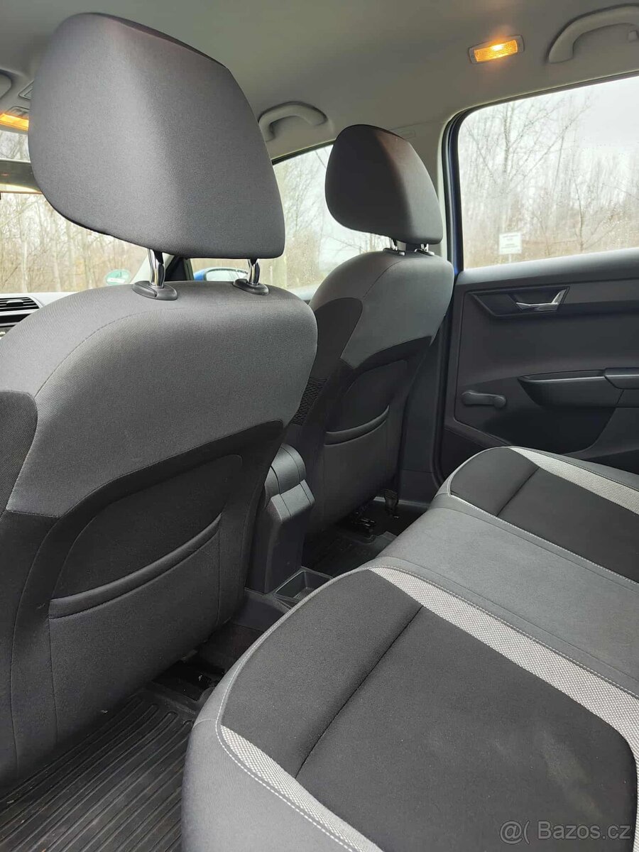 Škoda Fabia 1.2 TSI Active - 11