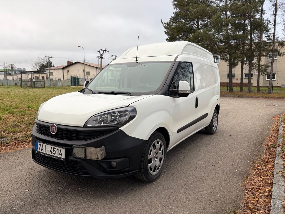 FIAT DOBLO MAXI CARGO 1,6TDI nosnost 1000 kg ADR - 11