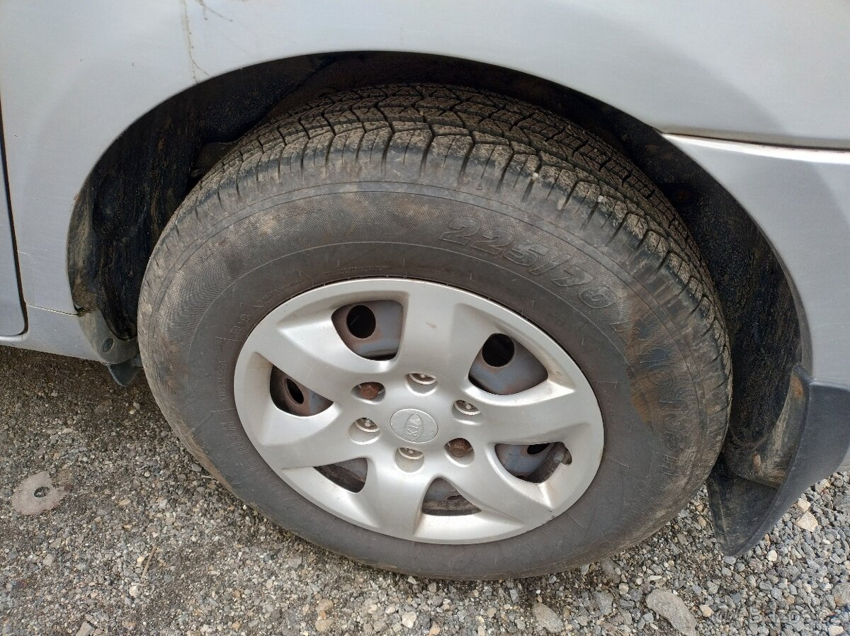 KIA Carnival III 2008 2,9CRDI 136kW J3 XENONY - DILY - 11