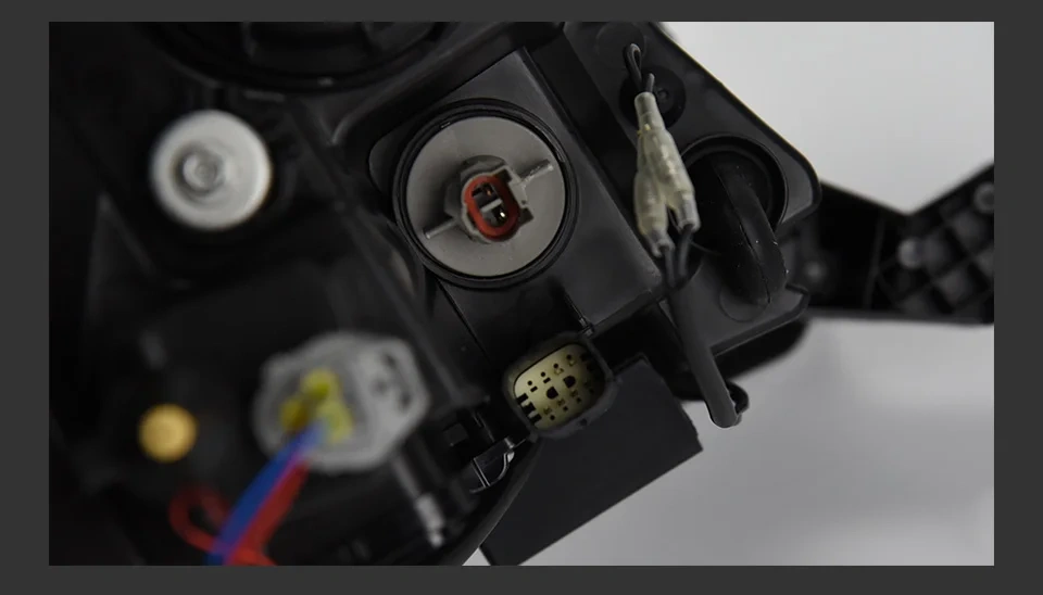 Ford Ranger LED světlomety NOVÉ - 11