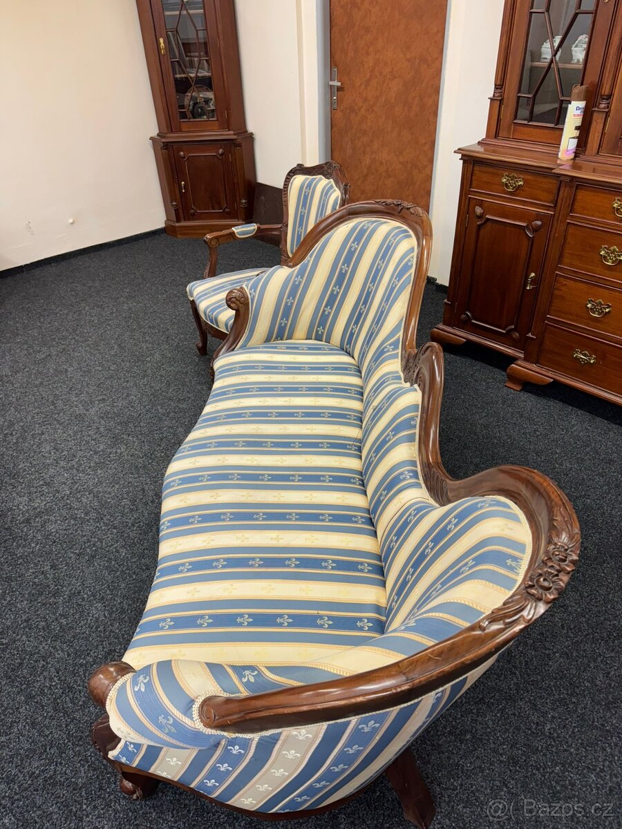 Nábytek z masivu - 11