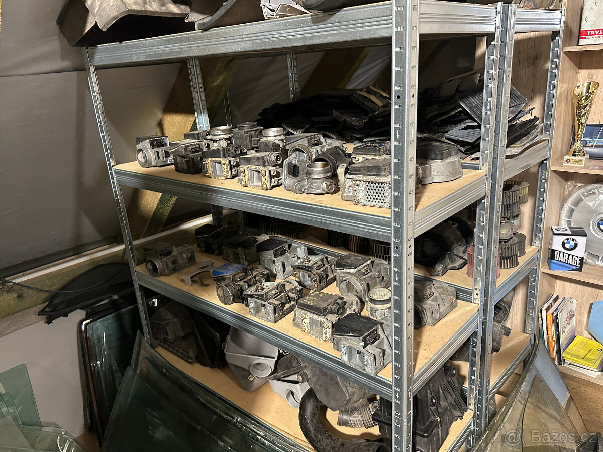 Prodám díly BMW E30,E28,E24,E32,E3,E21,E12 - 11