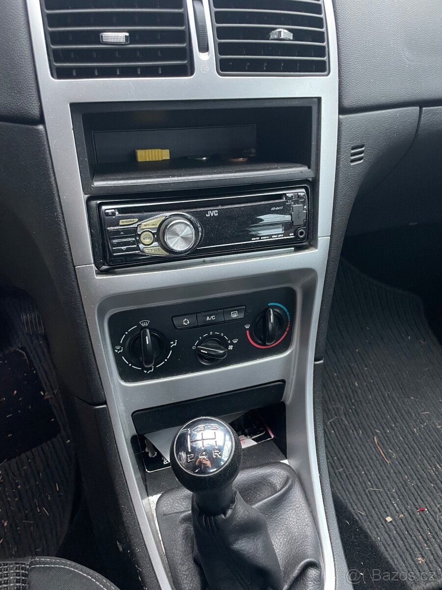 Peugeot 307 - 11