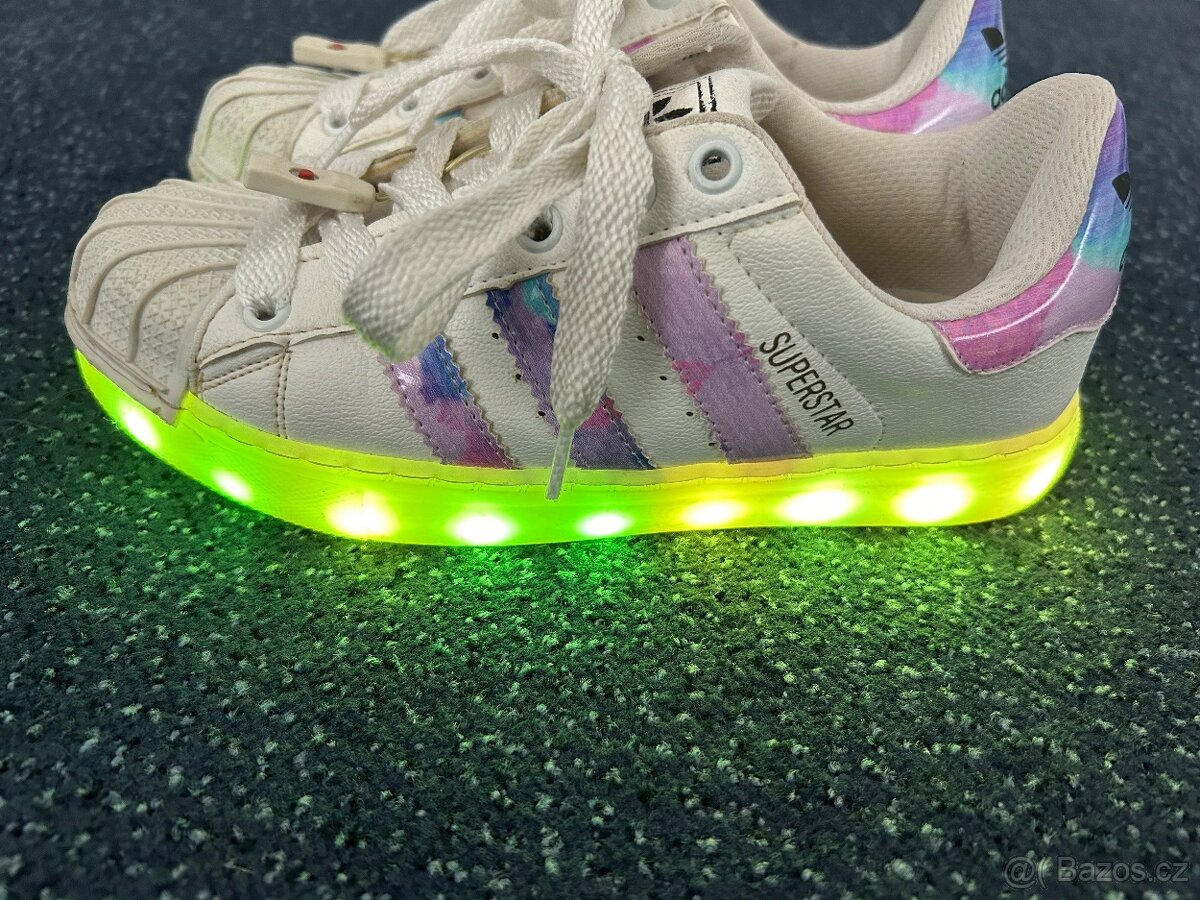 Adidas - 11