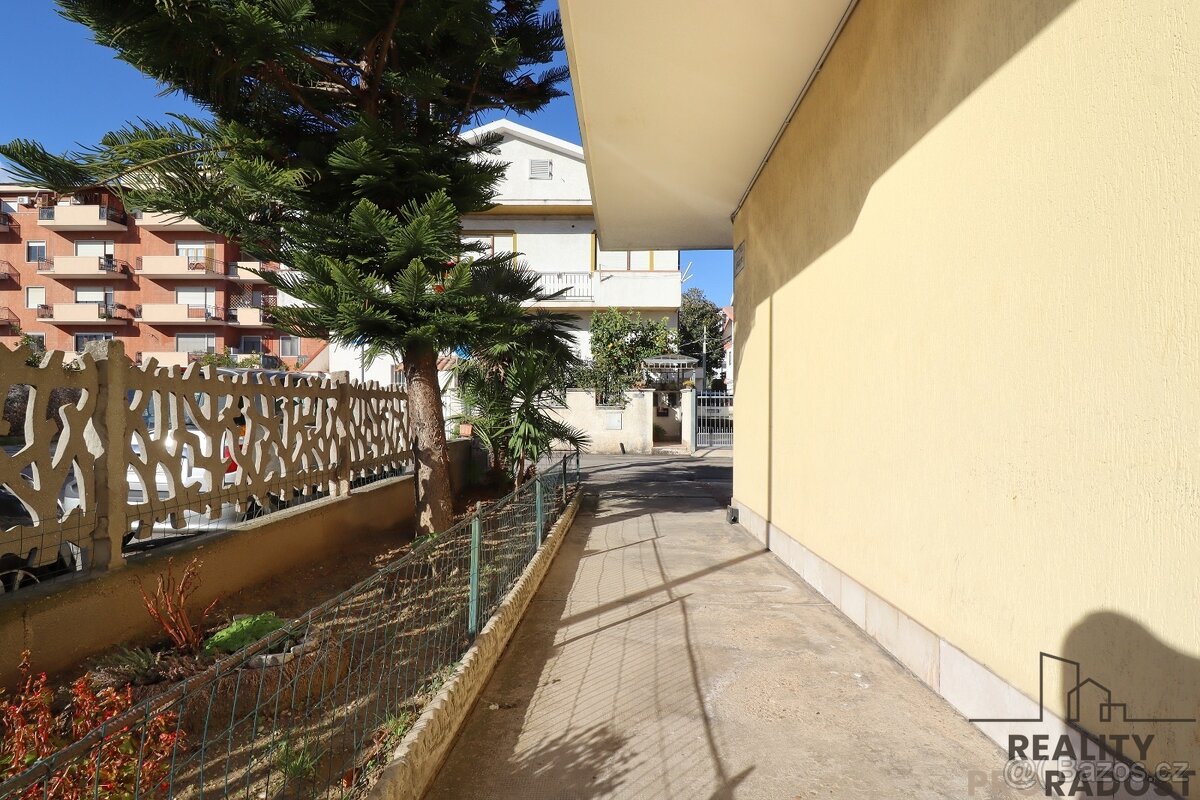 Prodej bytu 2+kk 83 m² Montesilvano, Itálie - 11