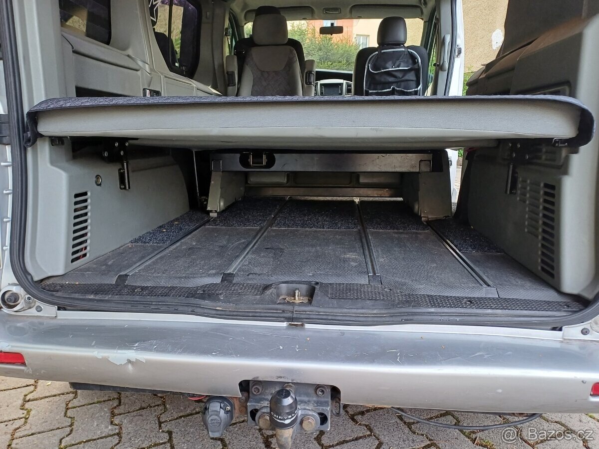 Opel Vivaro Life- Westfalia 2.5 DTI 99Kw,2004 - 11