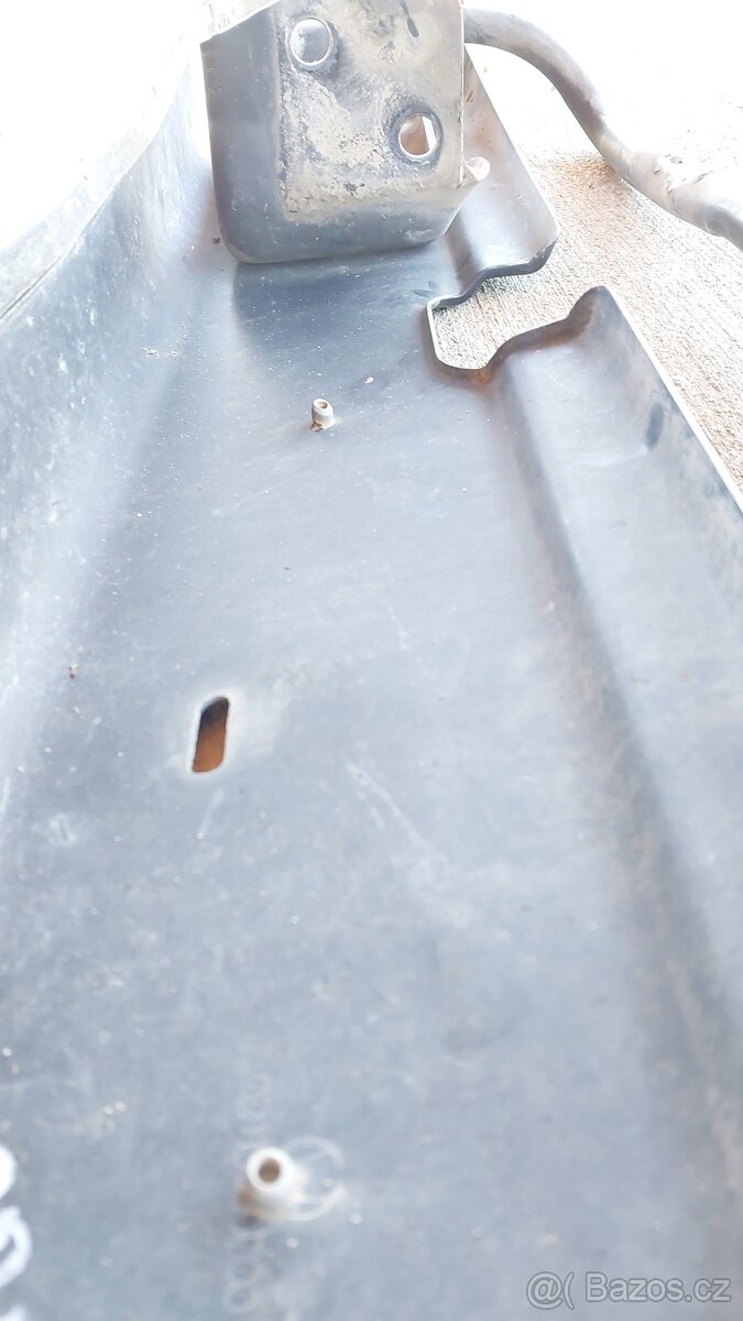 Nissan Patrol K160 : Nárazníky , Rám - 11