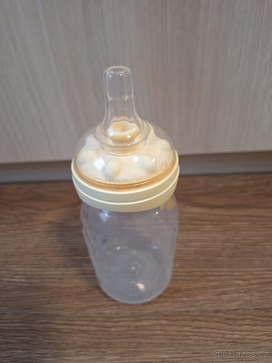 Odsávačka mateřského mléka Medela - 11