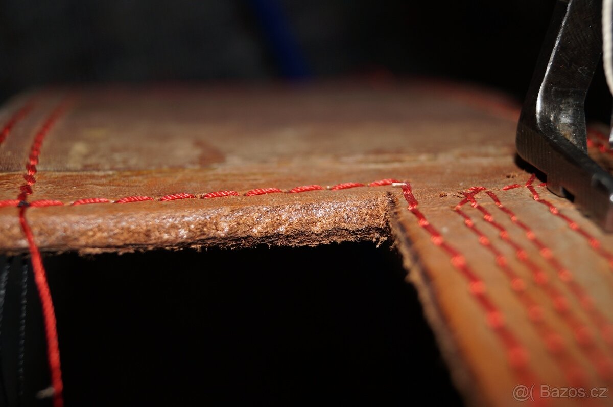 Profesionální šící stroj Adler 205 MO - 11