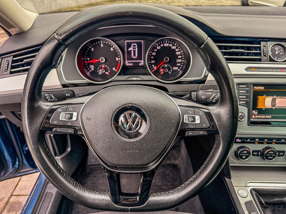 VW Passat B8 2.0 TDI Tažné - 11