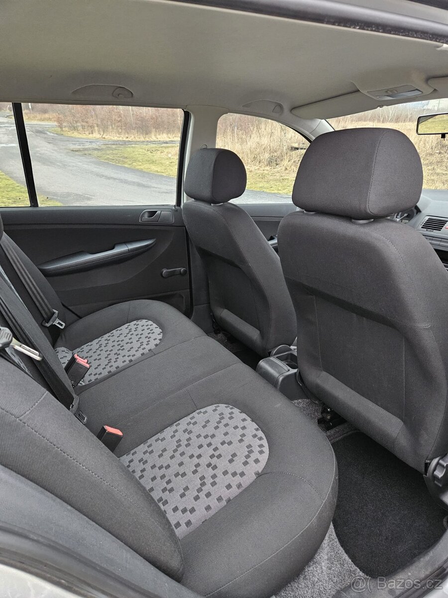 Škoda Fabia I Combi 1.2 htp, rok 2007 - 11