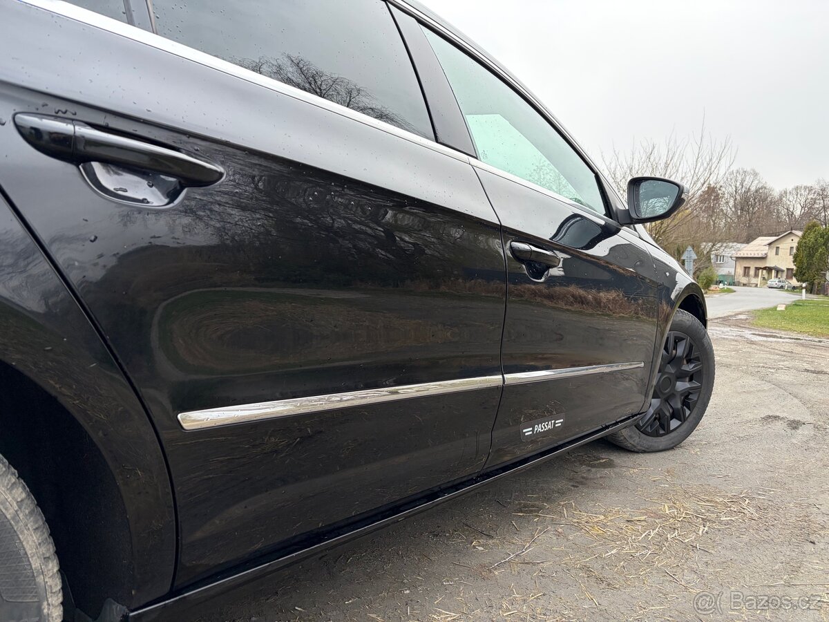 VW Passat CC 2.0TDi 103KW - 5míst - 11