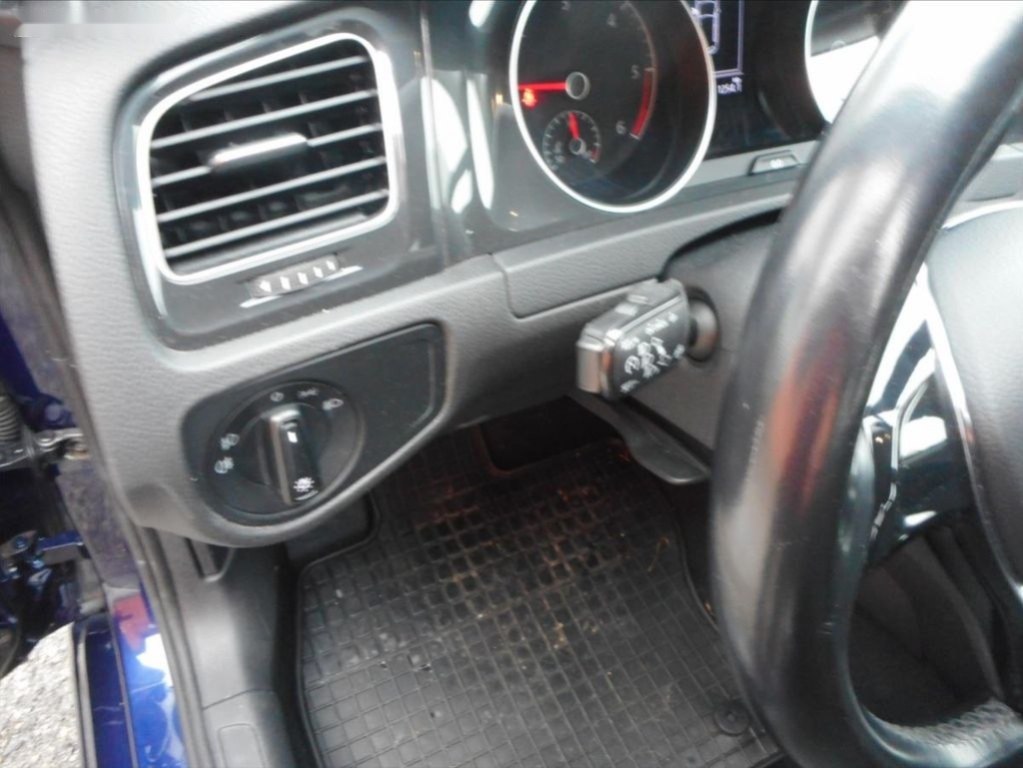 Volkswagen Golf,1,6 TDi - 11