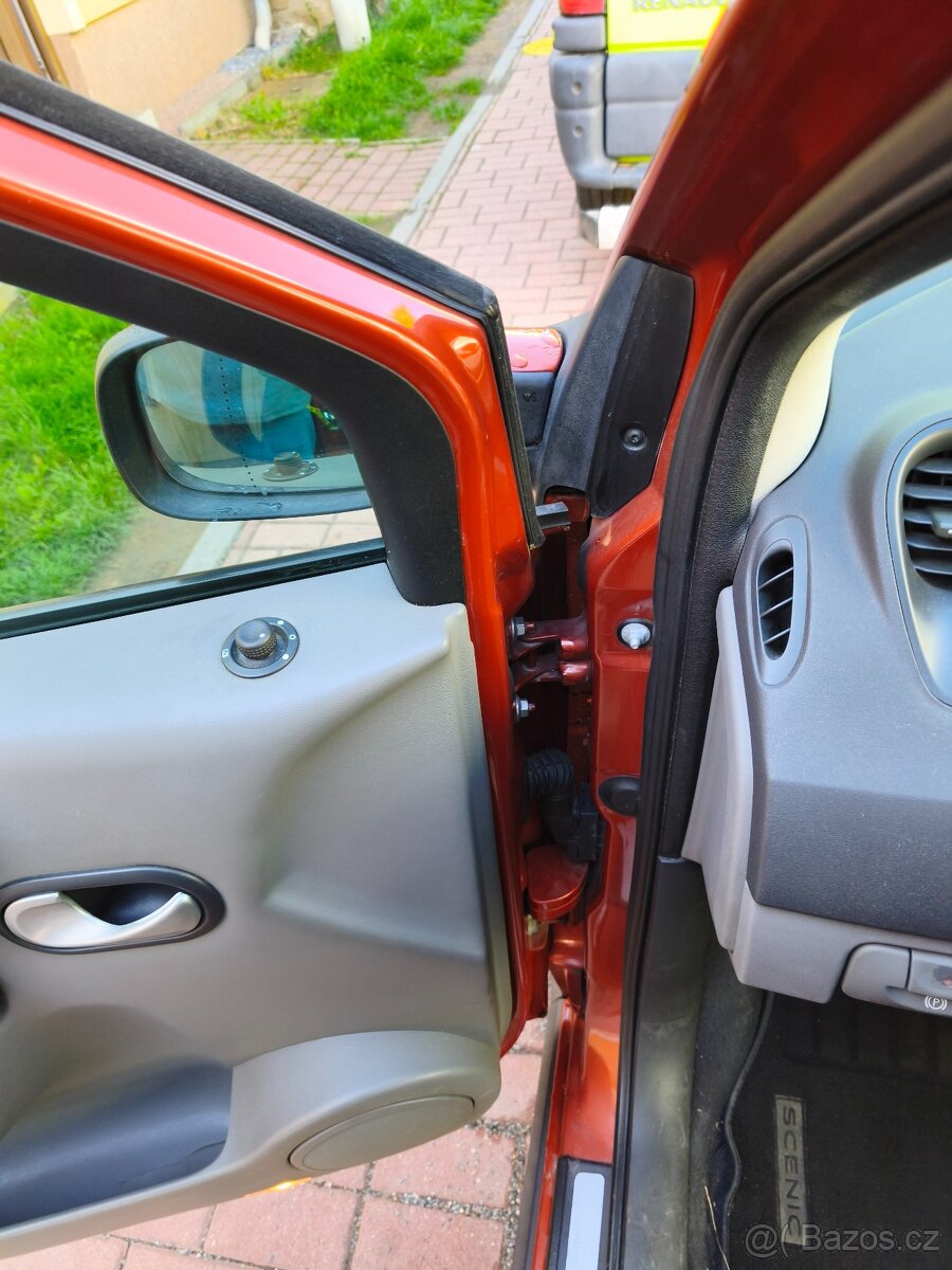 Renault Scenic 1,9 Tdi - 11