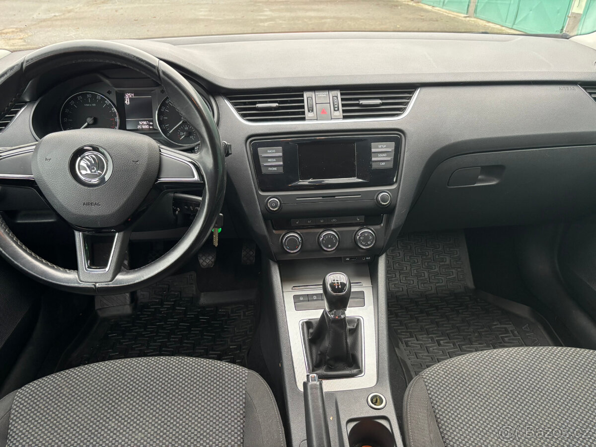 Škoda Octavia Combi ČR DPH - 11